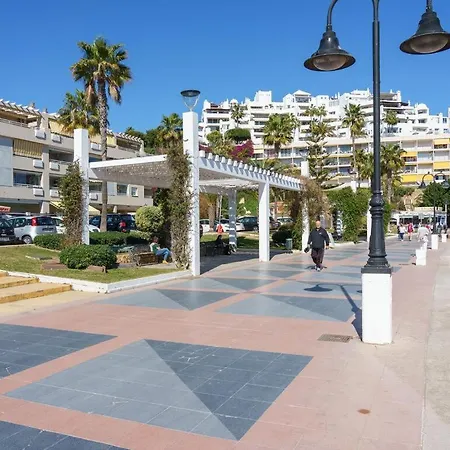 Lola Y Manuela: Beachfront Oasis With Sea-view Terrace * Torremolinos
